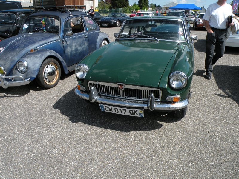 Ici les photos du 6ème Salon Autos à Lemberg du 10.05.2015 ( 2e série de tofs ) Vk8xUI