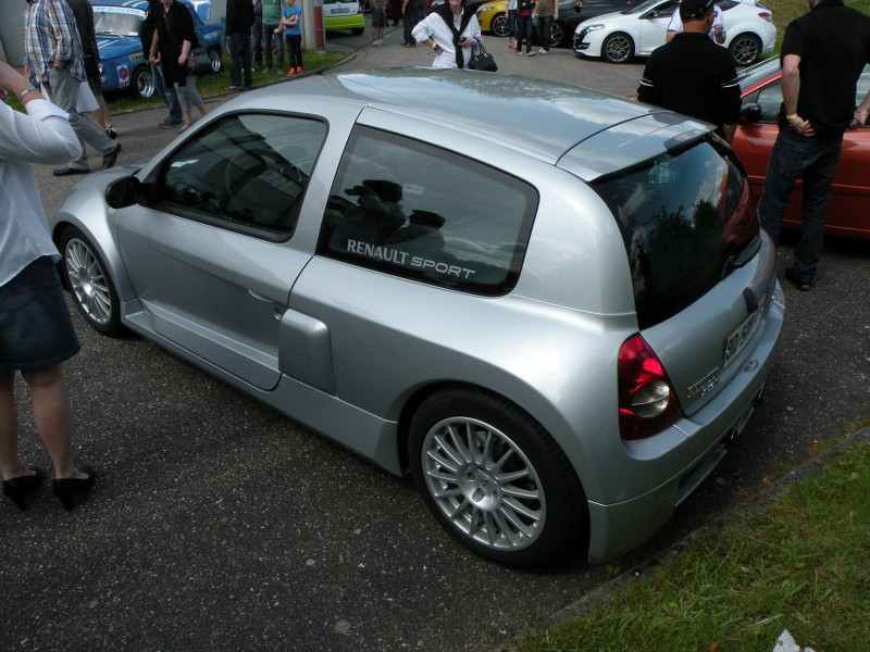 Ici les photos du 6ème Salon Autos à Lemberg du 10.05.2015 ( 2e série de tofs ) AiV8sR