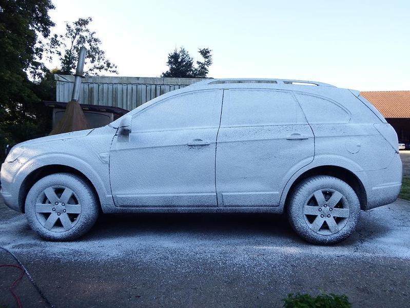 chevrolet captiva peint à la bombe D5XZEM