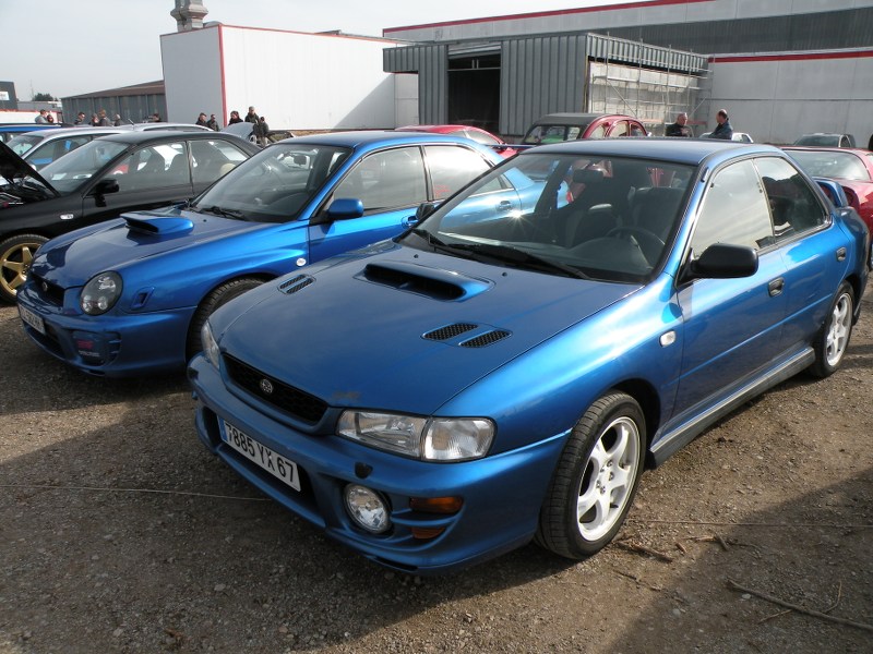 Ici les photos du 8eme Rassemblement d'Autos Anciennes et sportives à Séléstat DElI9m