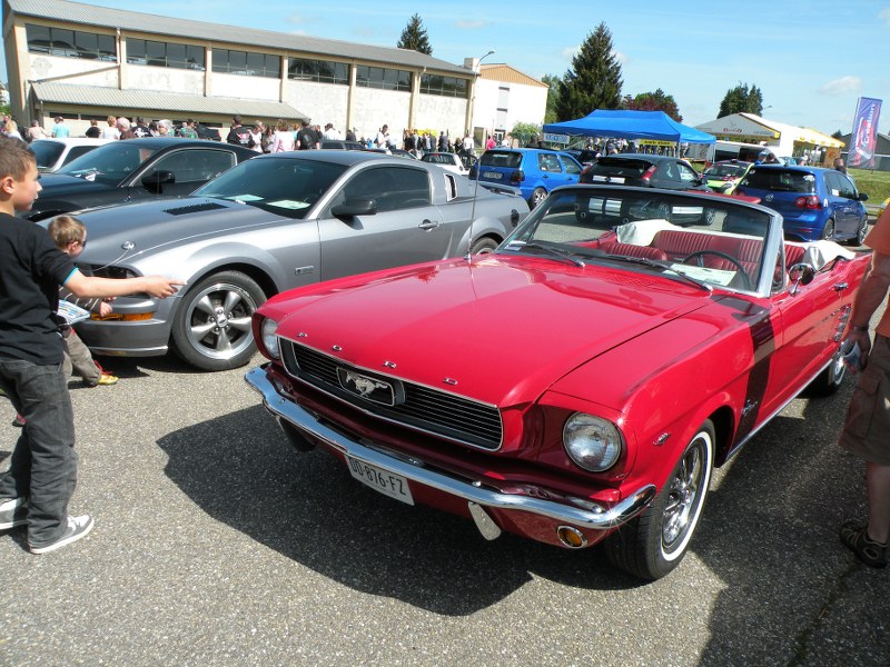 Ici les photos du 6ème Salon Autos à Lemberg du 10.05.2015 ( 2e série de tofs ) LavJmM