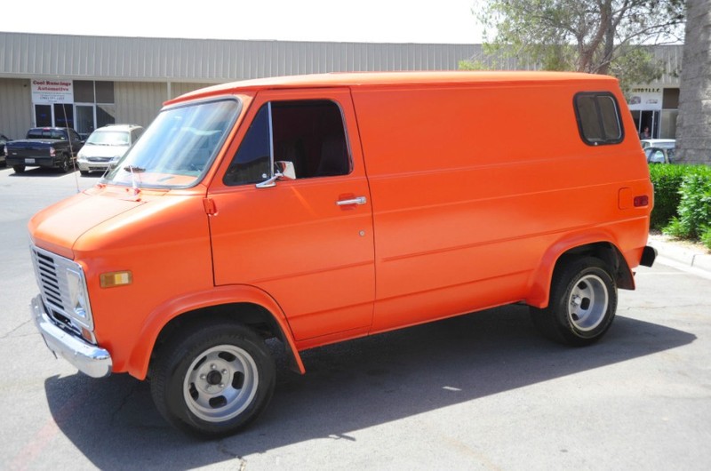 ... (US) 1977 Chevy G20 Van ... Hu4y