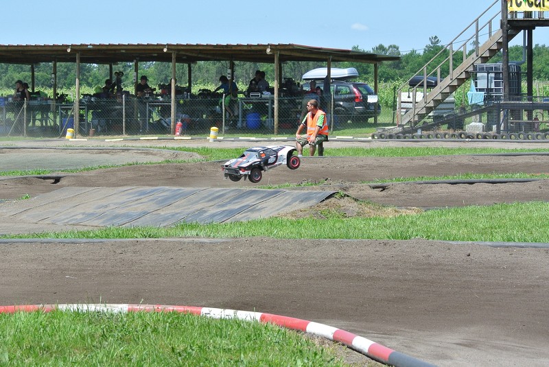 [Reportage course] GP - AMR33 du 7/8 Juin 2014 - Page 2 Rdicv