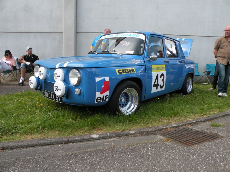 Ici les photos du 6ème Salon Autos à Lemberg du 10.05.2015 ( 2e série de tofs ) VFtUTL