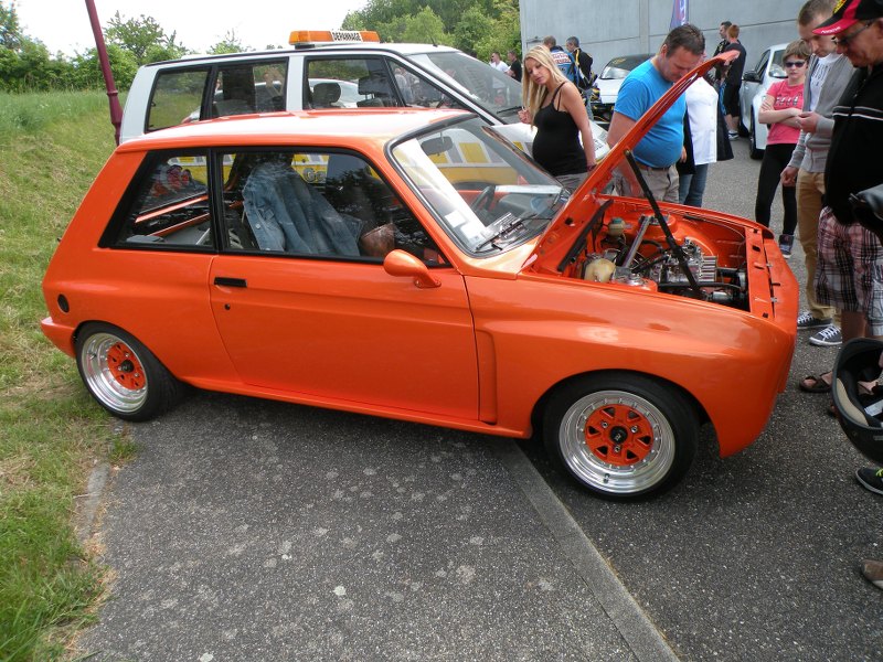 Ici les photos du 6ème Salon Autos à Lemberg du 10.05.2015 ( 2e série de tofs ) LomRzY