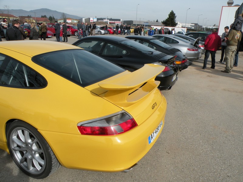 Ici les photos du 8eme Rassemblement d'Autos Anciennes et sportives à Séléstat ZVJARt