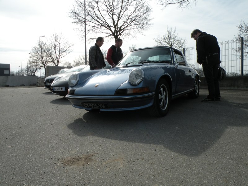 Ici les photos du 8eme Rassemblement d'Autos Anciennes et sportives à Séléstat 3u3n5W