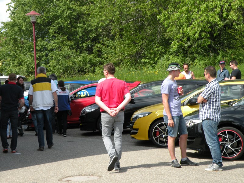 Ici les photos du 6ème Salon Autos à Lemberg du 10.05.2015 ( 2e série de tofs ) NEFyCP