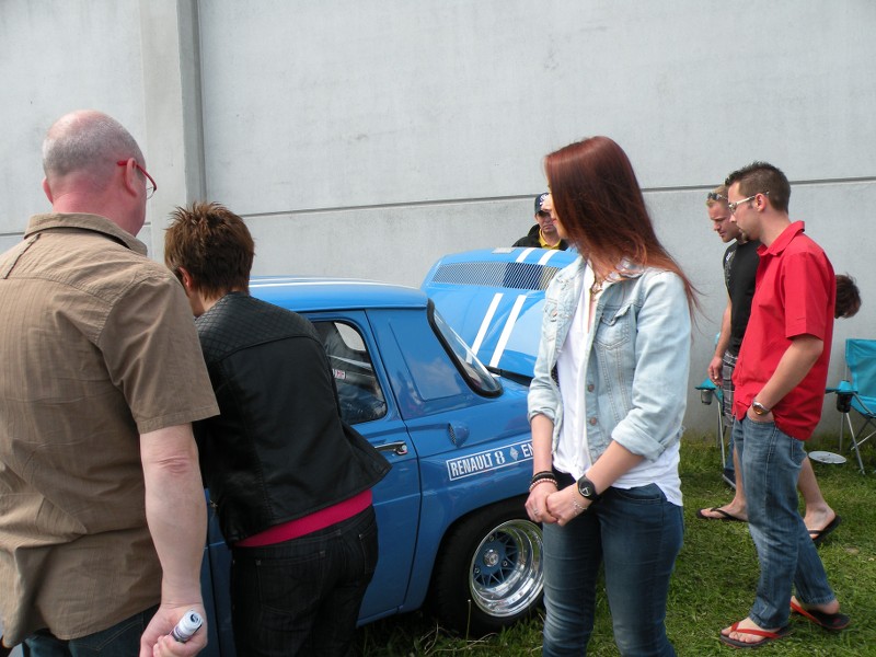 Ici les photos du 6ème Salon Autos à Lemberg du 10.05.2015 ( 2e série de tofs ) TM9u43