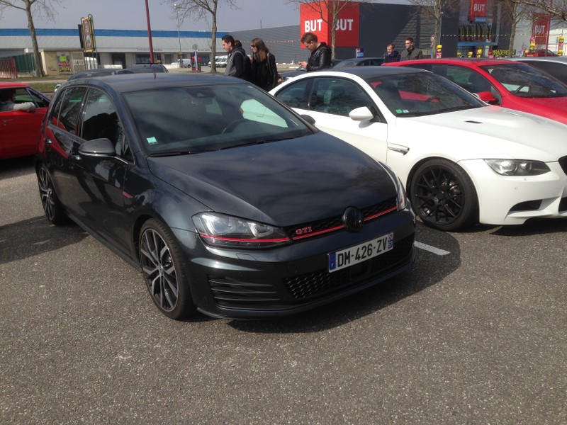 Ici le CR et les photos du  Rassemblement Passion Automobile Alsace ce dimanche matin 20 mars à Vendenheim 5rS4kv