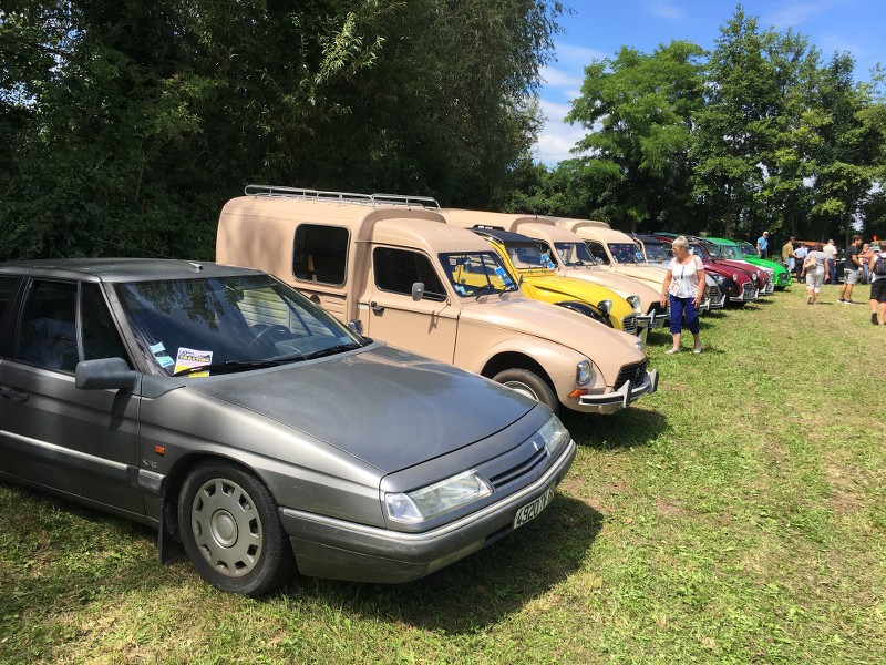 Ici le CR et les Photos du 8ème Auto-Rétro à Ohnenheim du 16.07.2017 6JluKB