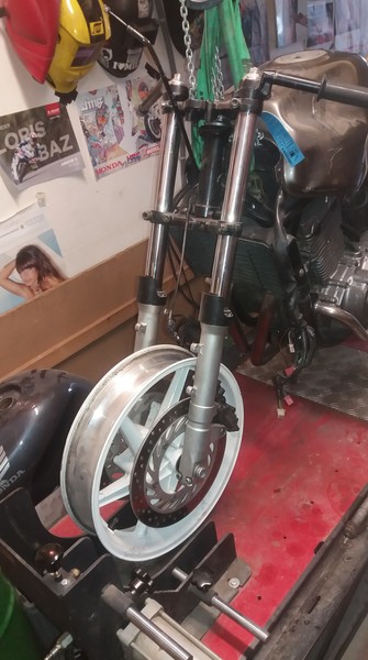 Projet hivernal, CB 500 piste replica racer FxupGX