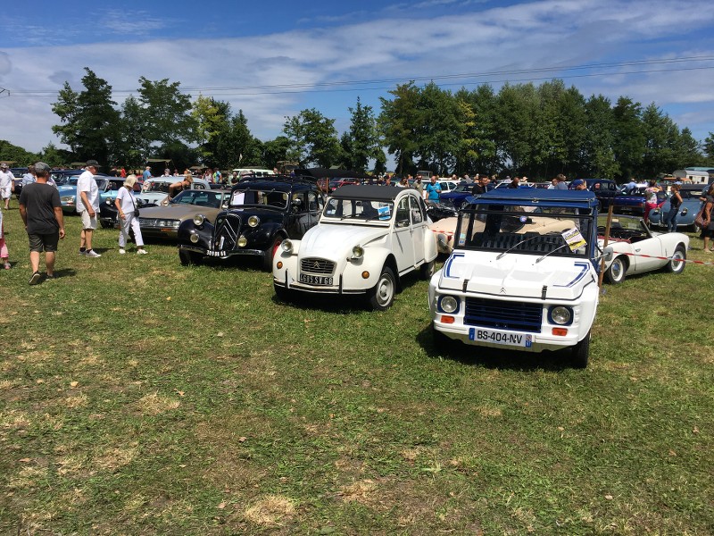 Ici le CR et les Photos du 8ème Auto-Rétro à Ohnenheim du 16.07.2017 NwAFXO