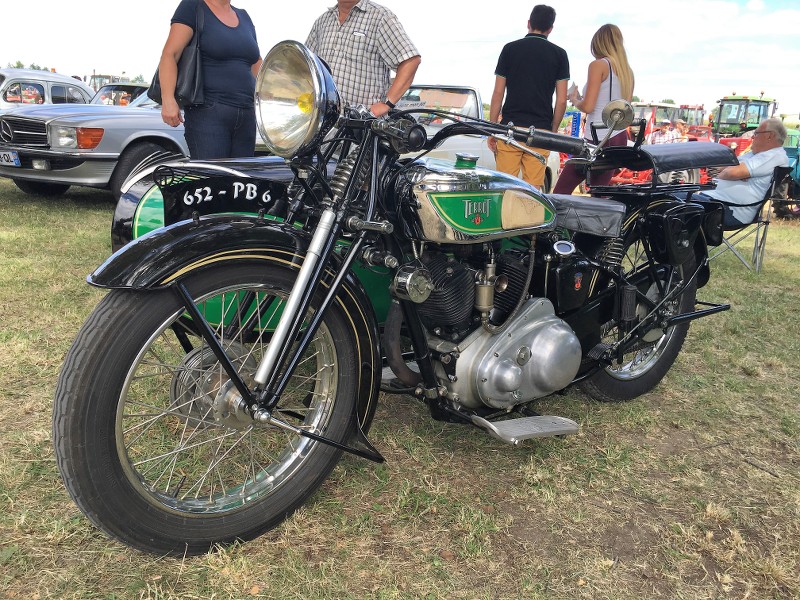 Ici le CR et les Photos du 8ème Auto-Rétro à Ohnenheim du 16.07.2017 ZS4ZVo