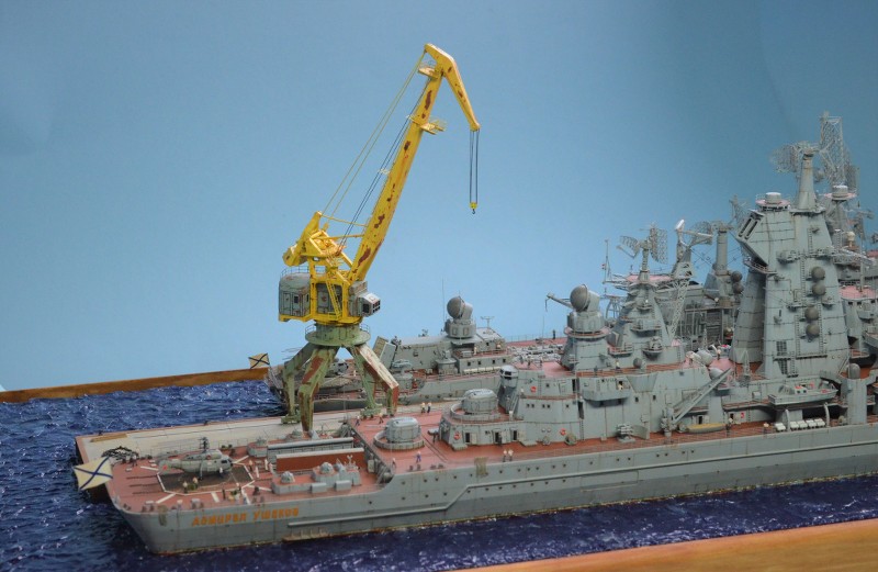 Diorama Class KIROV et Class SLAVA au 1/350 – Kit Trumpeter - Page 9 EZ1llJ