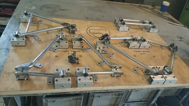 Fabrication de gabarits de trains roulants de Ginetta G4 AKGVmj