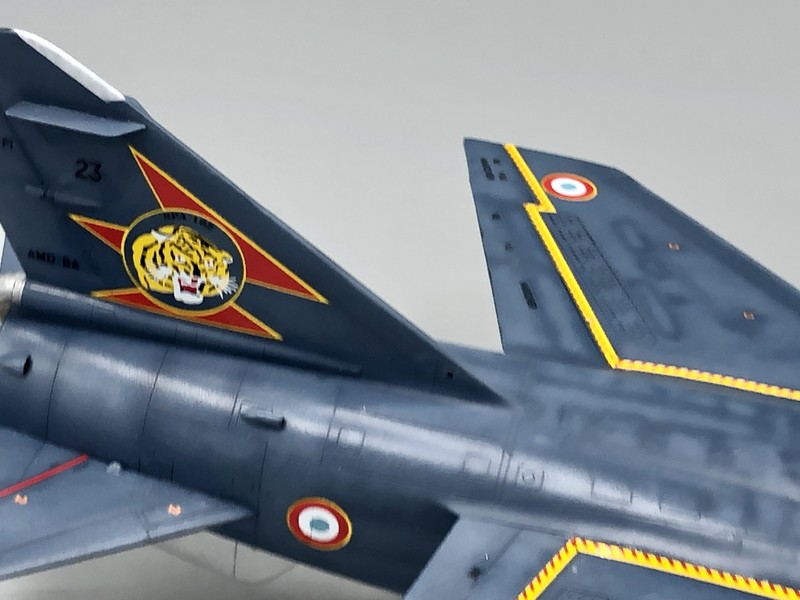 MIRAGE F1C 1/48 - Page 2 MjJ3QK