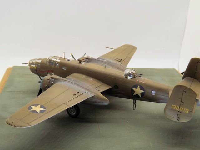 B 25 D Airfix 1/72 XncPLI