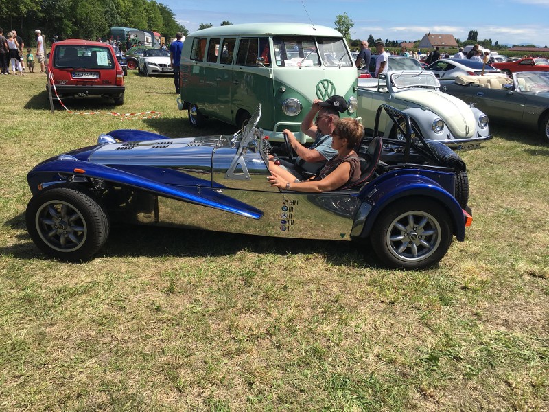 Ici le CR et les Photos du 8ème Auto-Rétro à Ohnenheim du 16.07.2017 QI1j1F