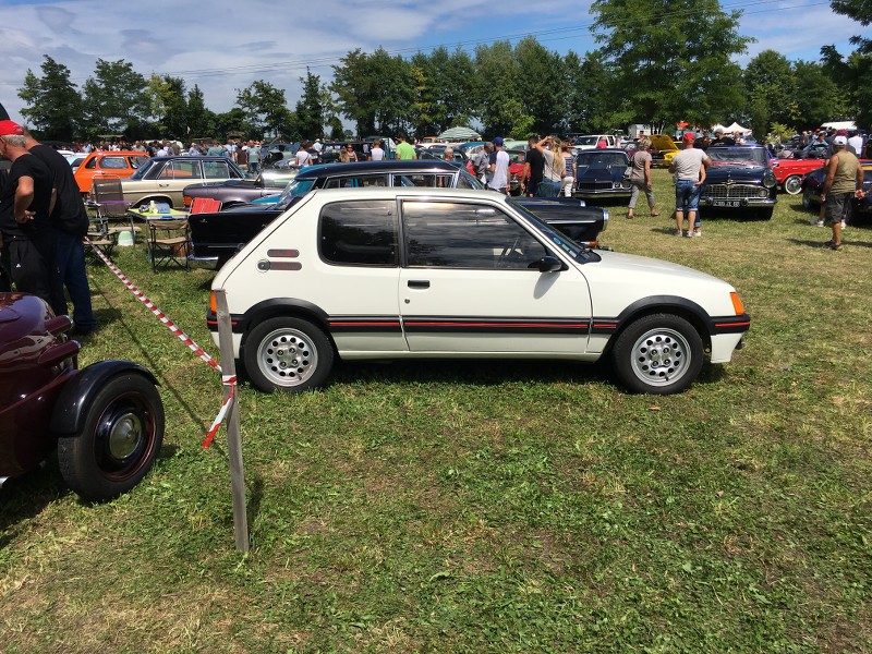 Ici le CR et les Photos du 8ème Auto-Rétro à Ohnenheim du 16.07.2017 Xp1H1E