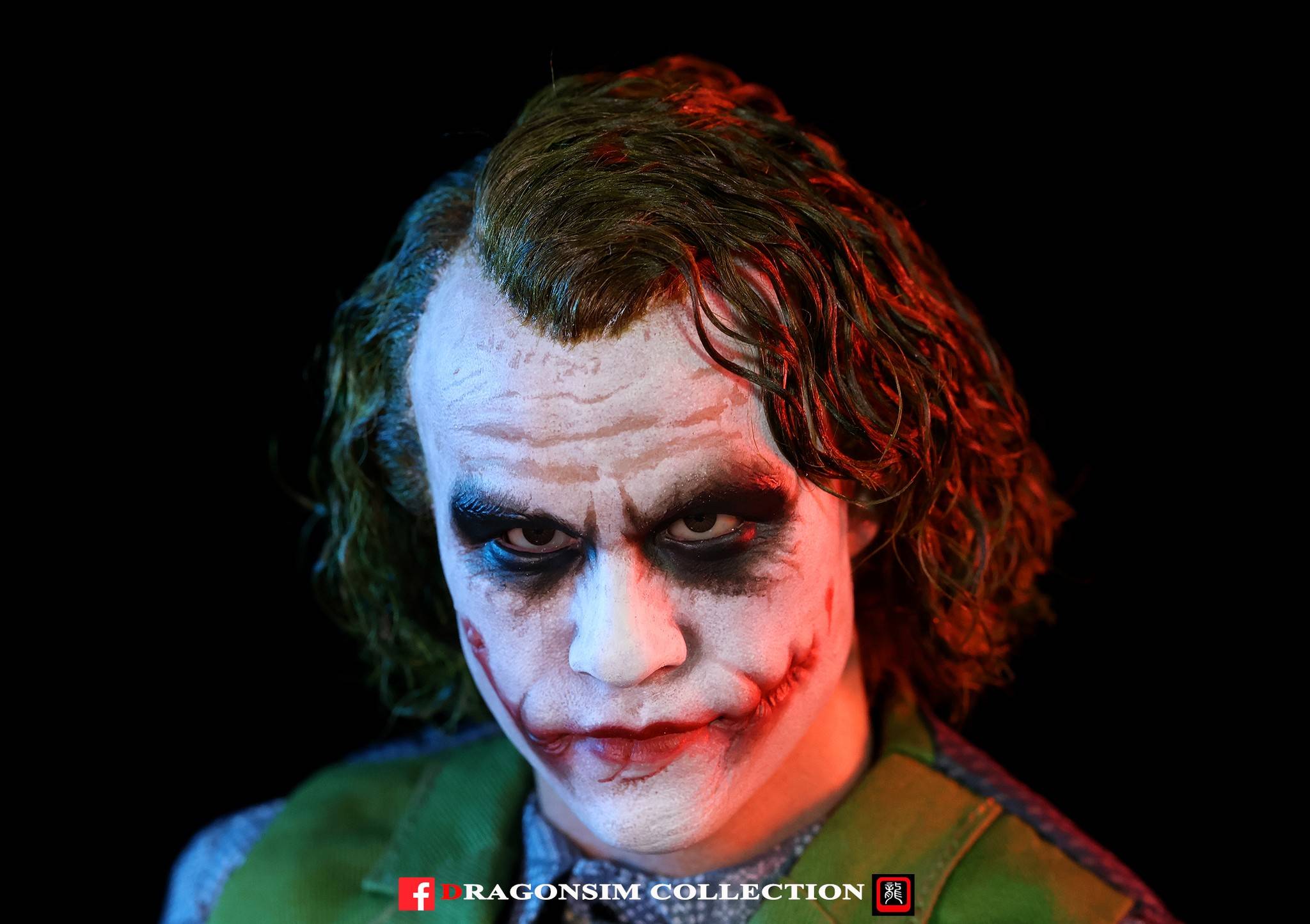 The Dark Knight : Joker (Heath Ledger)  - Page 4 OUKhOc