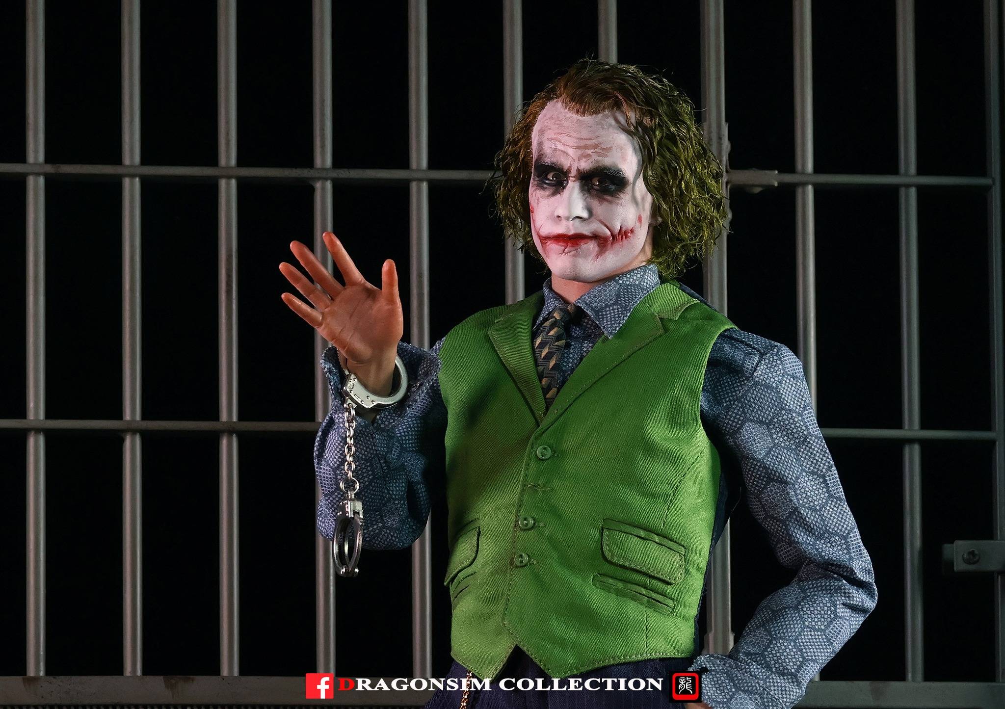 The Dark Knight : Joker (Heath Ledger)  - Page 4 TGMjLh
