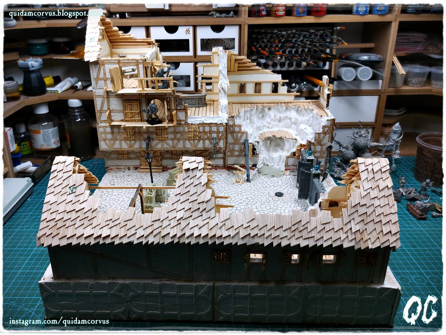 mordheim - [WIP] Building of Ruins of Mordheim modular table - Page 10 GHchFz