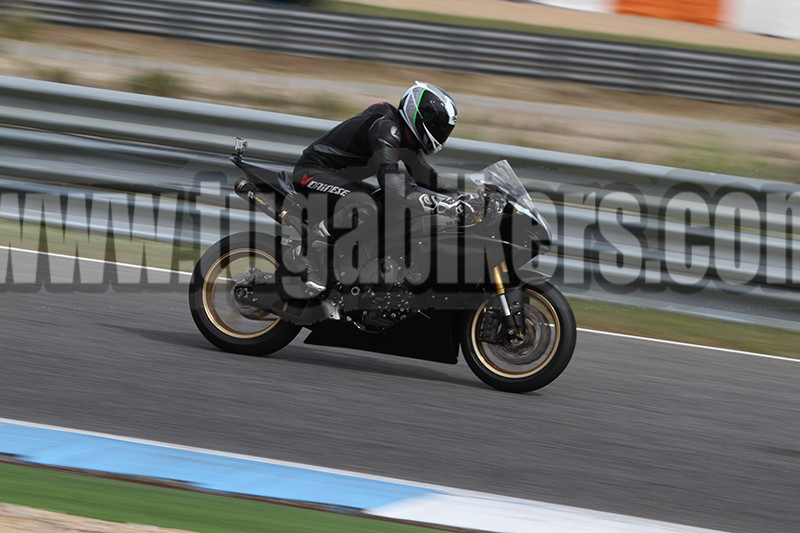 TRACK DAY MOTOVAL   1 e 2 de Maio 2015 CIRCUITO DO ESTORIL  - Pgina 3 C4Mwyz