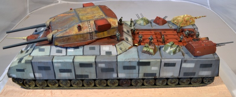 P1000 ratte takom et ses maus,ou le montage détente au 1:144: KMmySc