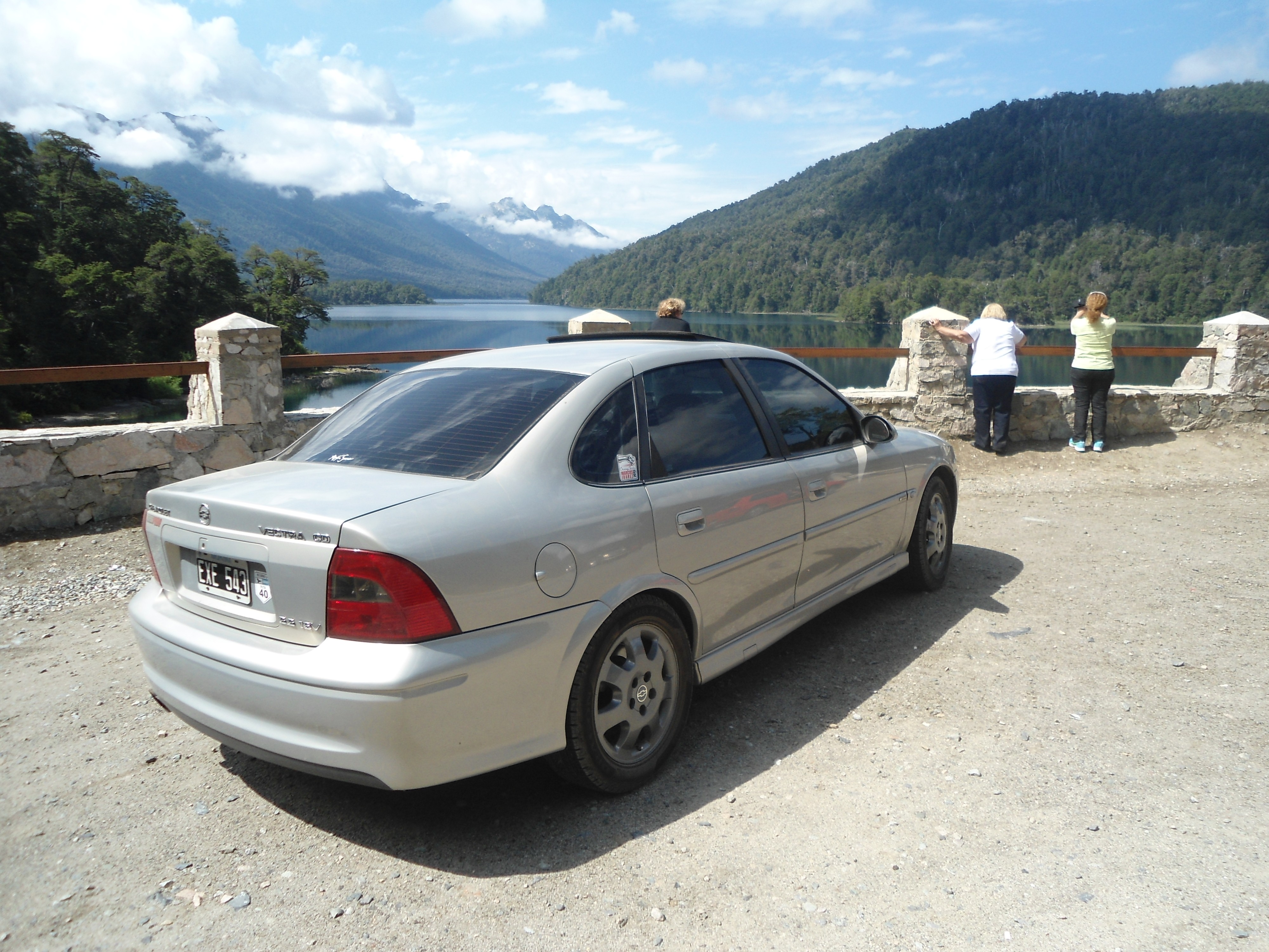 El vectra por San Martin de los Andes. VqiuGO