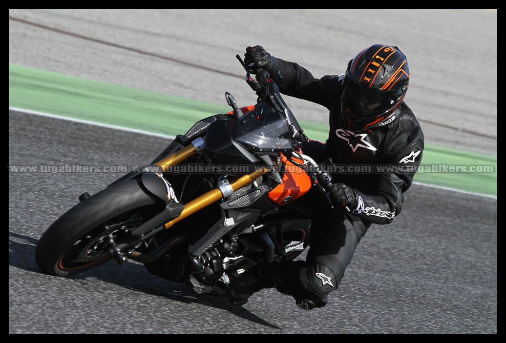 Track Day Motoval 25 e 26 Outubro 2014 Circuito do Estoril  - Pgina 5 ZbMlrs