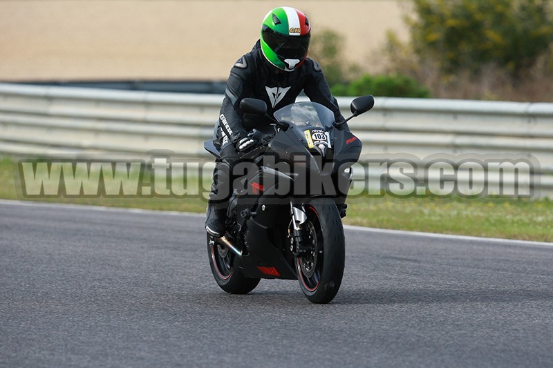 TrACK DAY MOTOVAL  3 e 4 Abril + prova Copa S1000RR EasyRace  2015 CIRCUITO DO ESTORIL  - Pgina 2 BRR7te