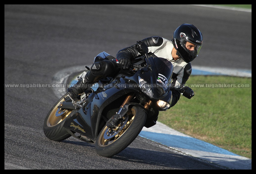 Track Day Motoval 25 e 26 Outubro 2014 Circuito do Estoril  - Pgina 3 F5lvbb