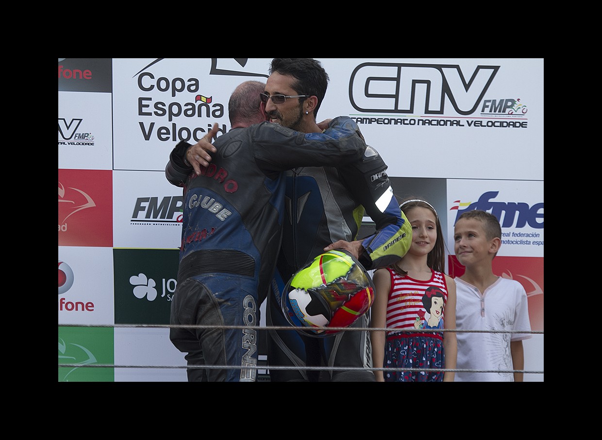 Campeonato Nacional de Velocidade Motosport Vodafone 2014 - Estoril III - 12,13 e 14  de Setembro Fotografias e Resumo da Prova   - Pgina 6 BnYiLg