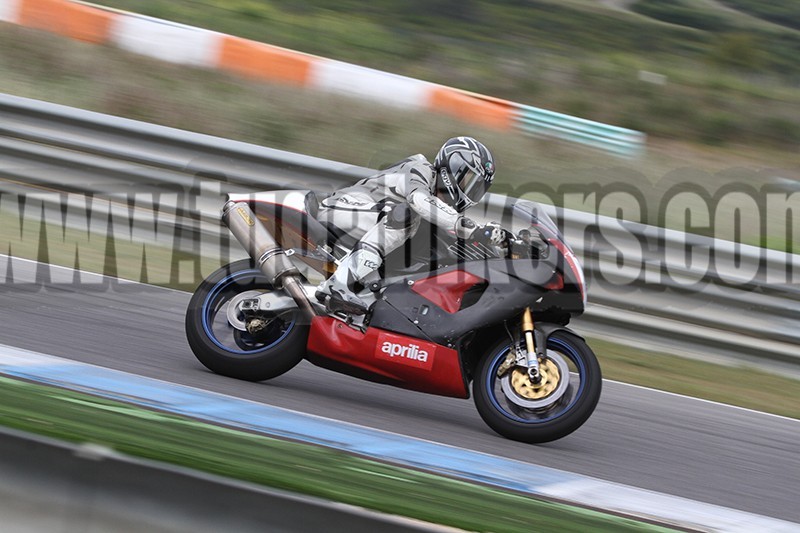 TRACK DAY MOTOVAL   1 e 2 de Maio 2015 CIRCUITO DO ESTORIL  - Pgina 3 NV3jCu