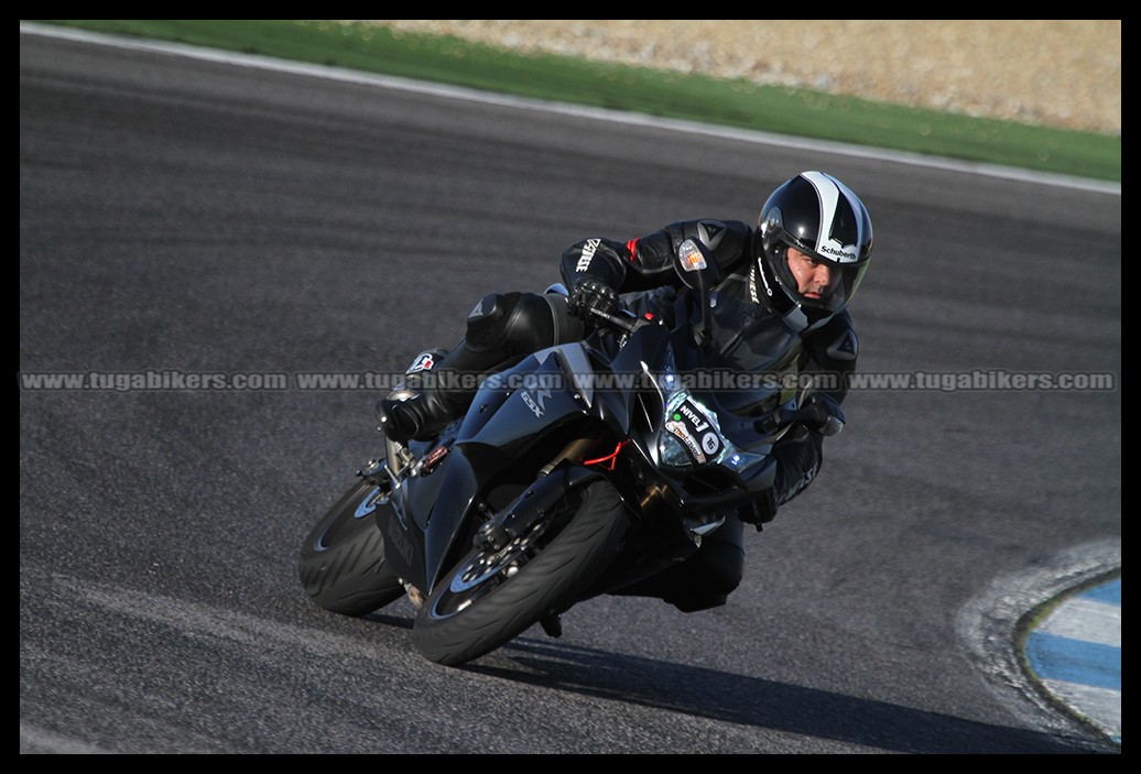 Track Day Motoval 25 e 26 Outubro 2014 Circuito do Estoril  - Pgina 3 CSquLv