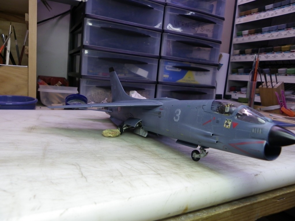 F-8E (FN) CRUSADER - Revell - 1/48 [Mise à jour du 09/10/14 FINI] - Page 3 Fsdxlg