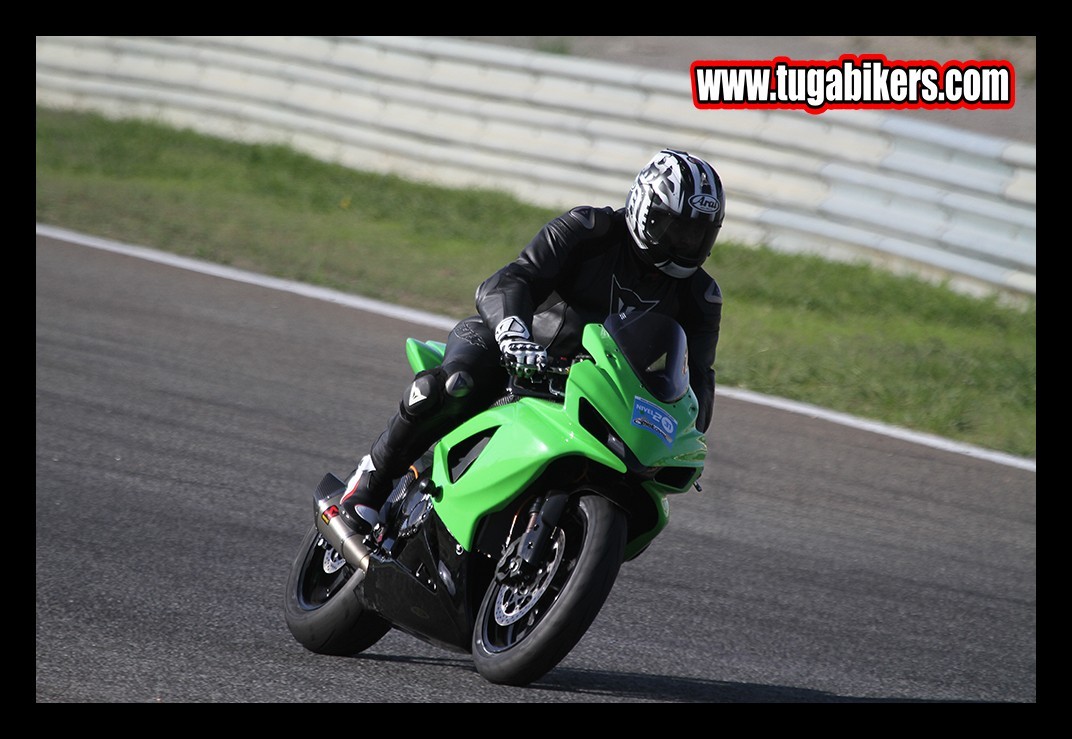 Track Day Motoval 25 e 26 Outubro 2014 Circuito do Estoril  - Pgina 7 3iRybL