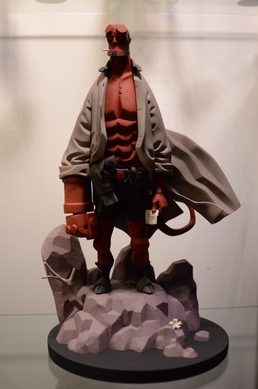 Hellboy Mike Mignola par Fariboles 1/6 Statue - Page 3 6YympL