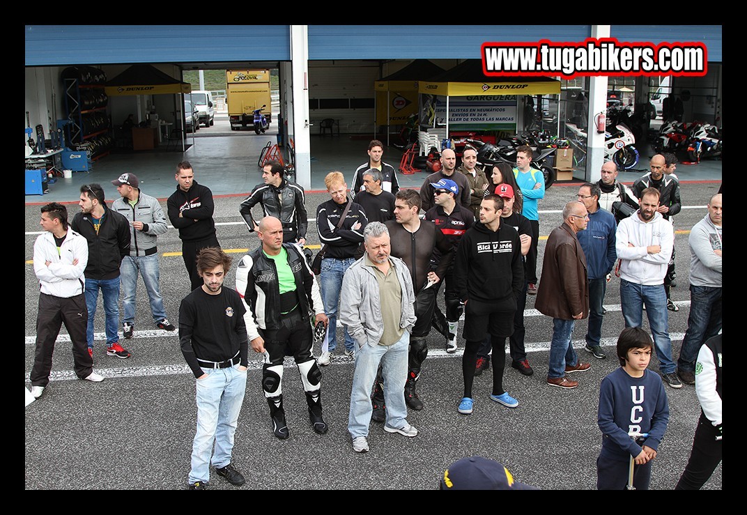 TRACK DAY MOTOVAL   1 e 2 de Maio 2015 CIRCUITO DO ESTORIL  NPjH8C