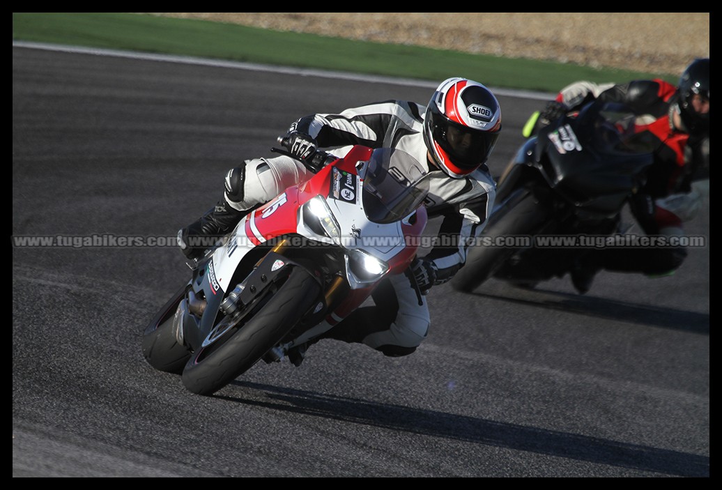 Track Day Motoval 25 e 26 Outubro 2014 Circuito do Estoril  - Pgina 3 Nn2jwD