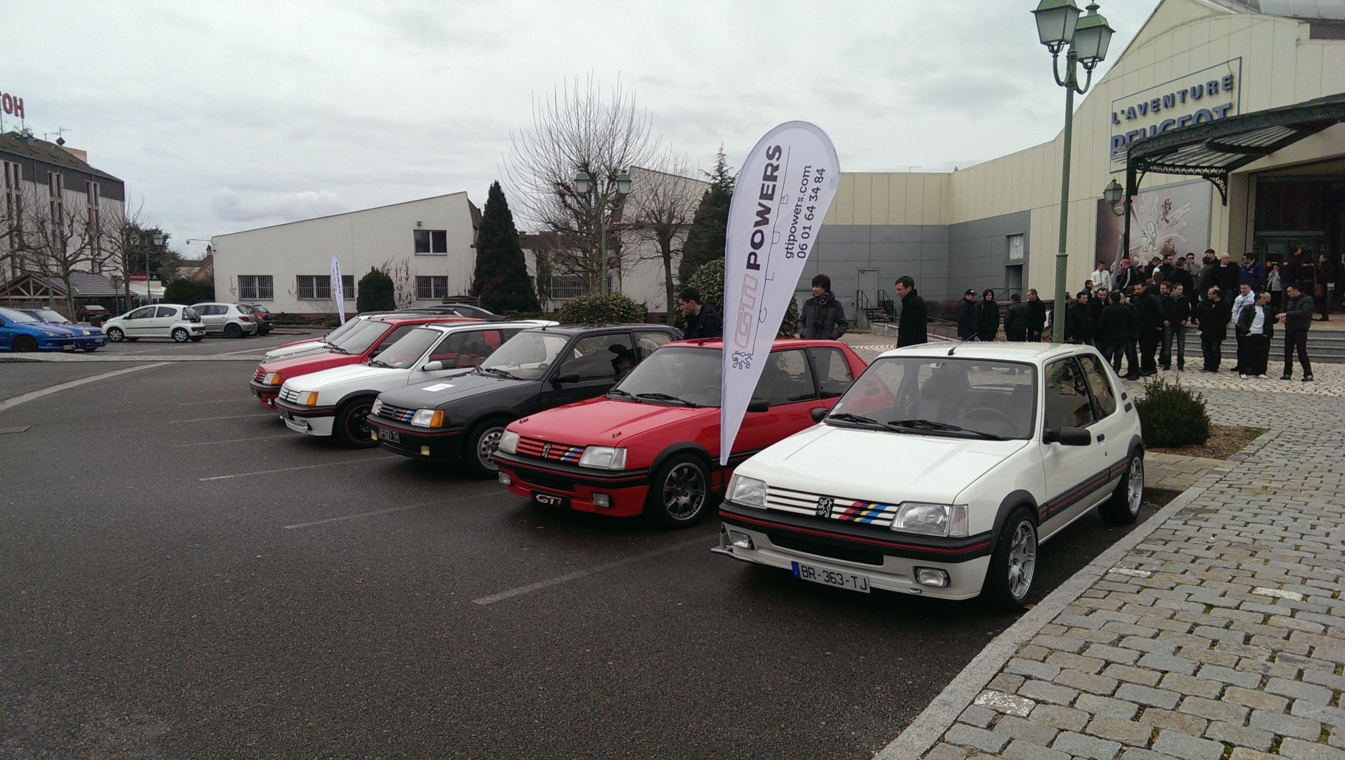 [30 ans de GTI] Musée de l'aventure Peugeot, le 16.02.14 - Page 24 Ryzz