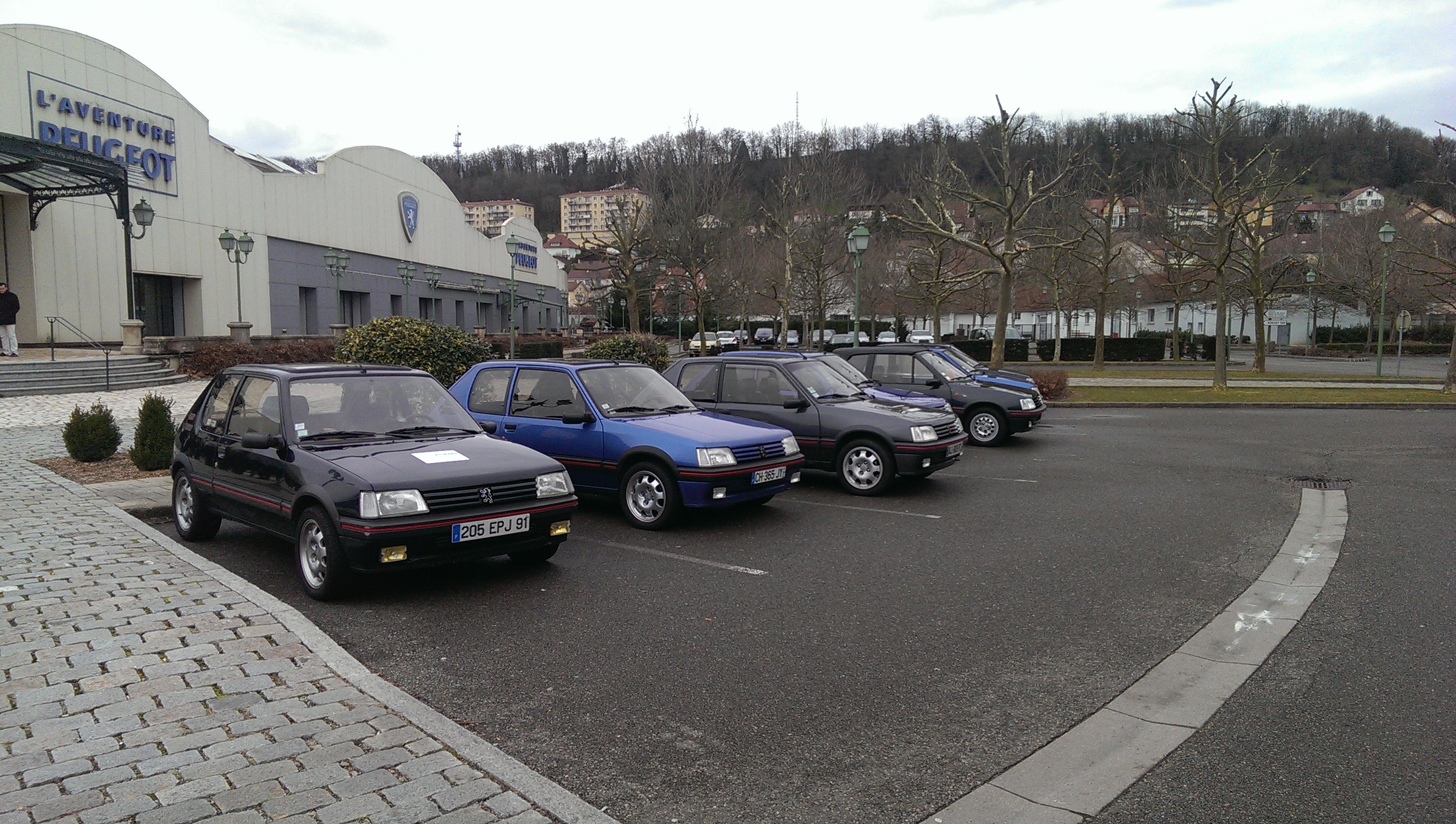 [30 ans de GTI] Musée de l'aventure Peugeot, le 16.02.14 - Page 24 Zrln