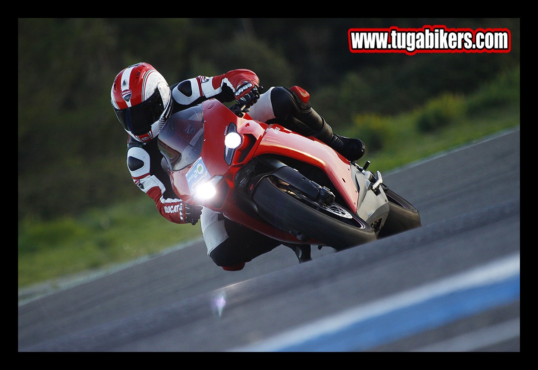 Track Day Motoval 25 e 26 Outubro 2014 Circuito do Estoril  - Pgina 3 NEaA0W