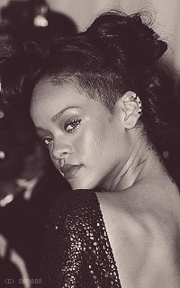 Rihanna Fenty BS2nRI