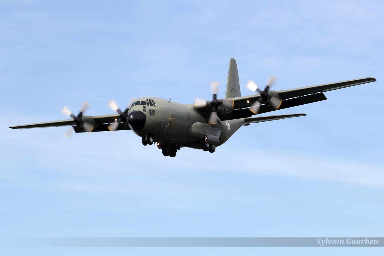 Lockheed C-130B Hercules Tunisia Air Force TS-MTE le 17.07.14 15b22b