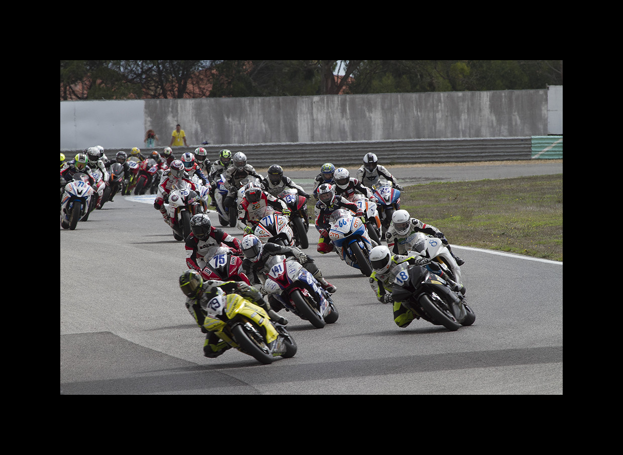 Campeonato Nacional de Velocidade Motosport Vodafone 2014 - Estoril III - 12,13 e 14  de Setembro Fotografias e Resumo da Prova   - Pgina 4 HVIuR1