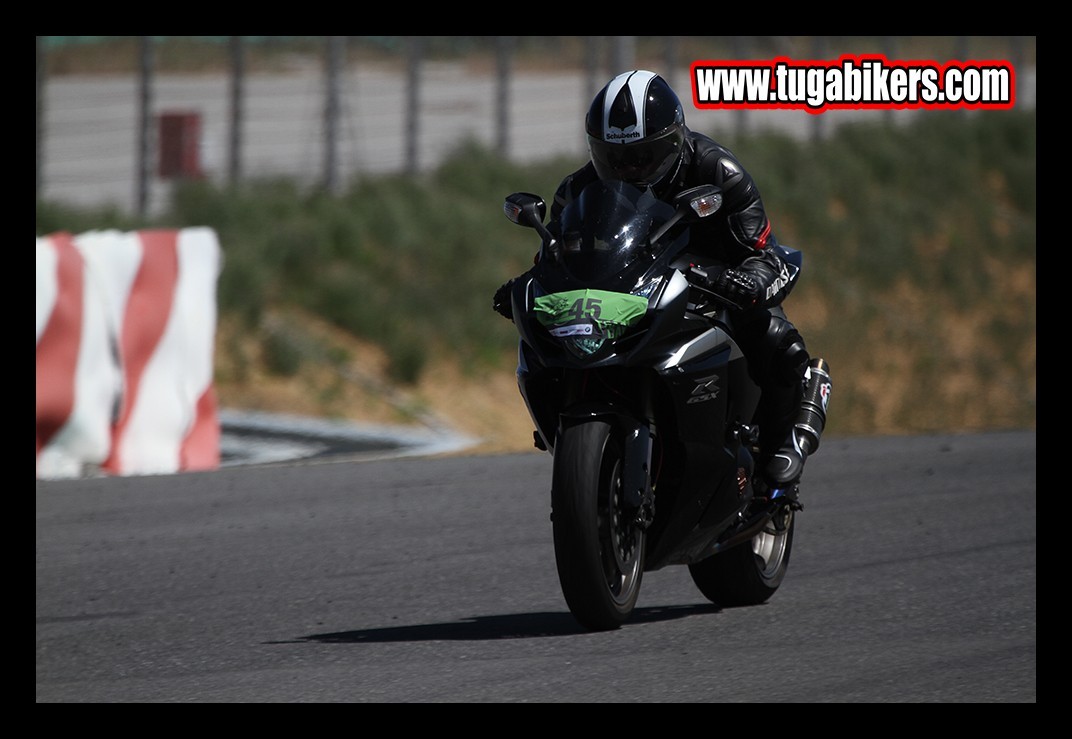 CCA e track Day da Motociclismo com o Team Zanza e amigos - Pgina 2 DNDlYM