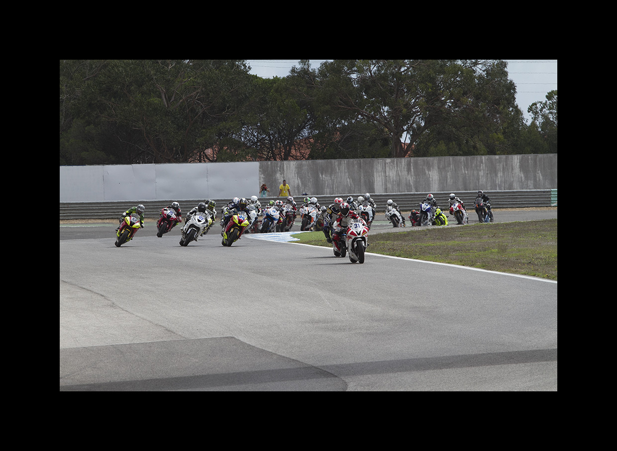 Campeonato Nacional de Velocidade Motosport Vodafone 2014 - Estoril III - 12,13 e 14  de Setembro Fotografias e Resumo da Prova   - Pgina 4 1NcIbI