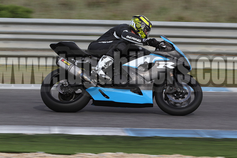 TRACK DAY MOTOVAL   1 e 2 de Maio 2015 CIRCUITO DO ESTORIL  - Pgina 3 8AEJqC